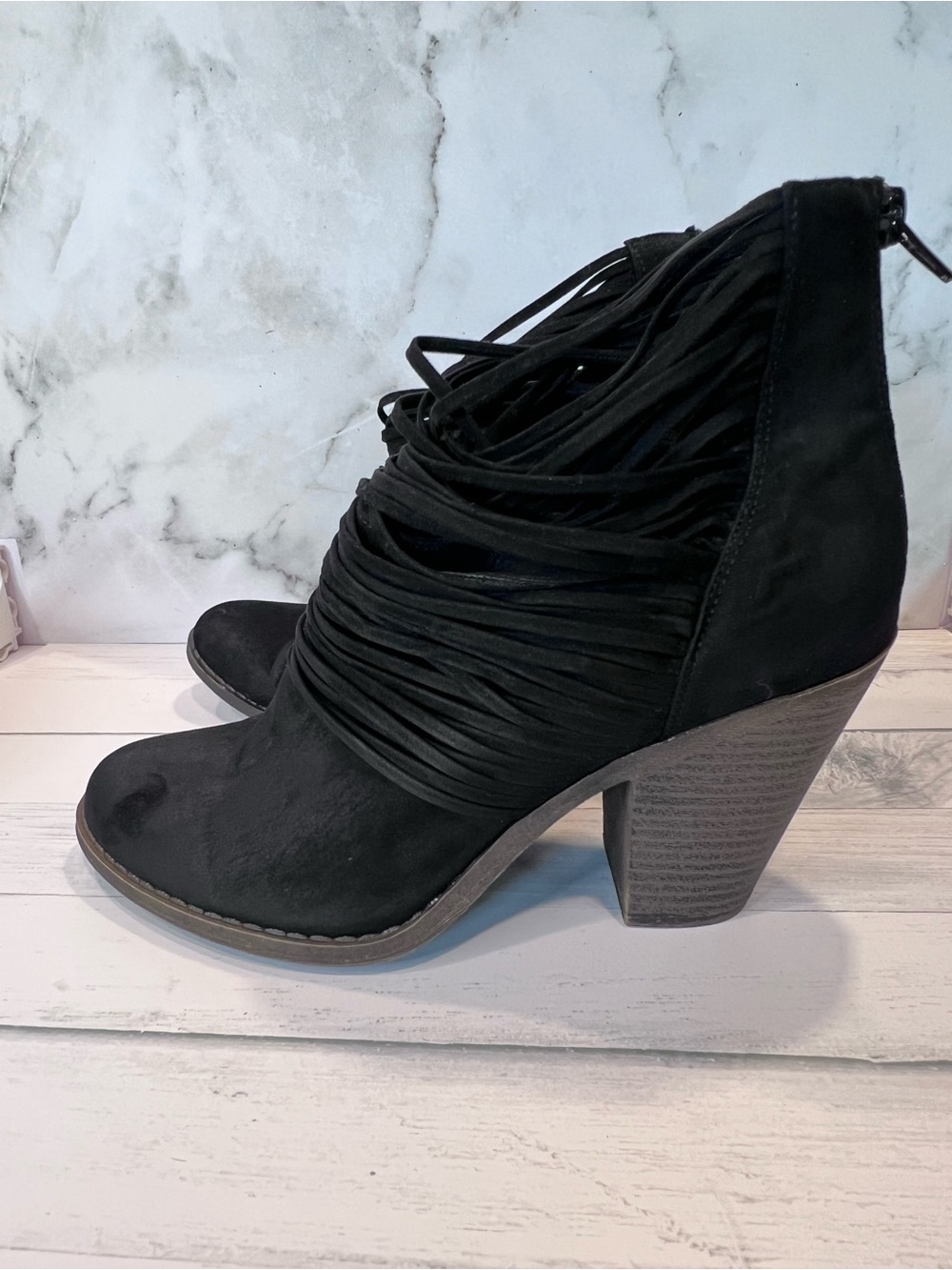 Fergalicious Wicked Black Strappy Ankle Boots Women’s Size 8 Block Heel - Picture 3 of 8